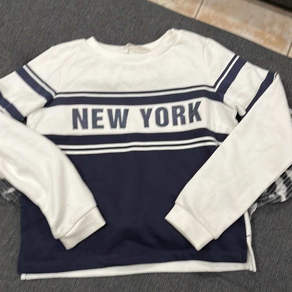 Girls sweater bundle 10-12 - Picture 5 of 5